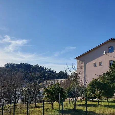 Vistas Pedrido アパート *